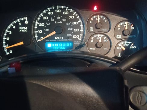 Used 2001 Chevrolet Silverado 1500 LS RWD image 11