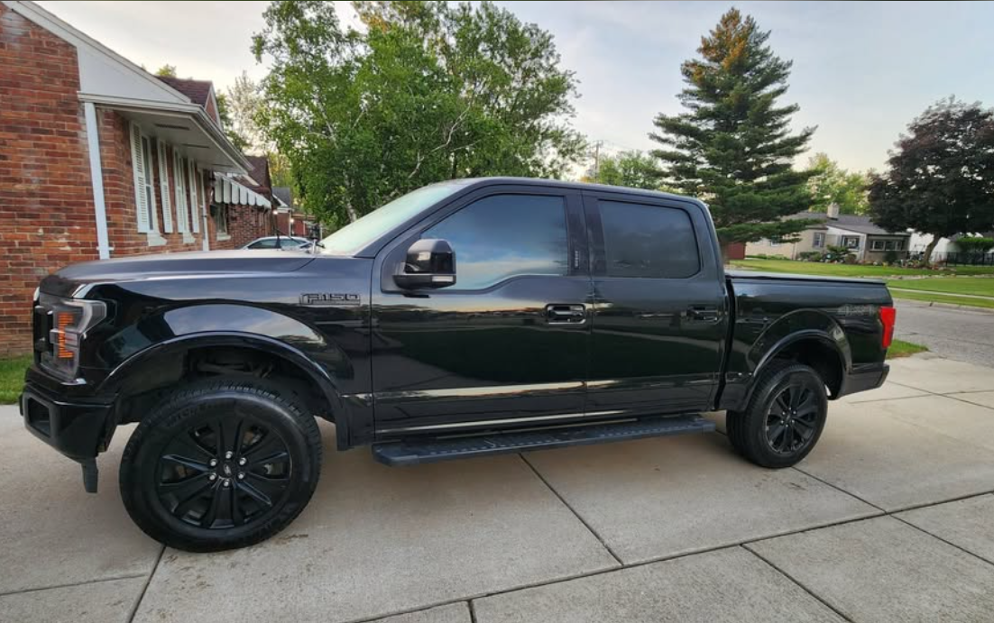 Used 2020 Ford F150 Lariat w/ Equipment Group 502A Luxury AWD/4WD image 2