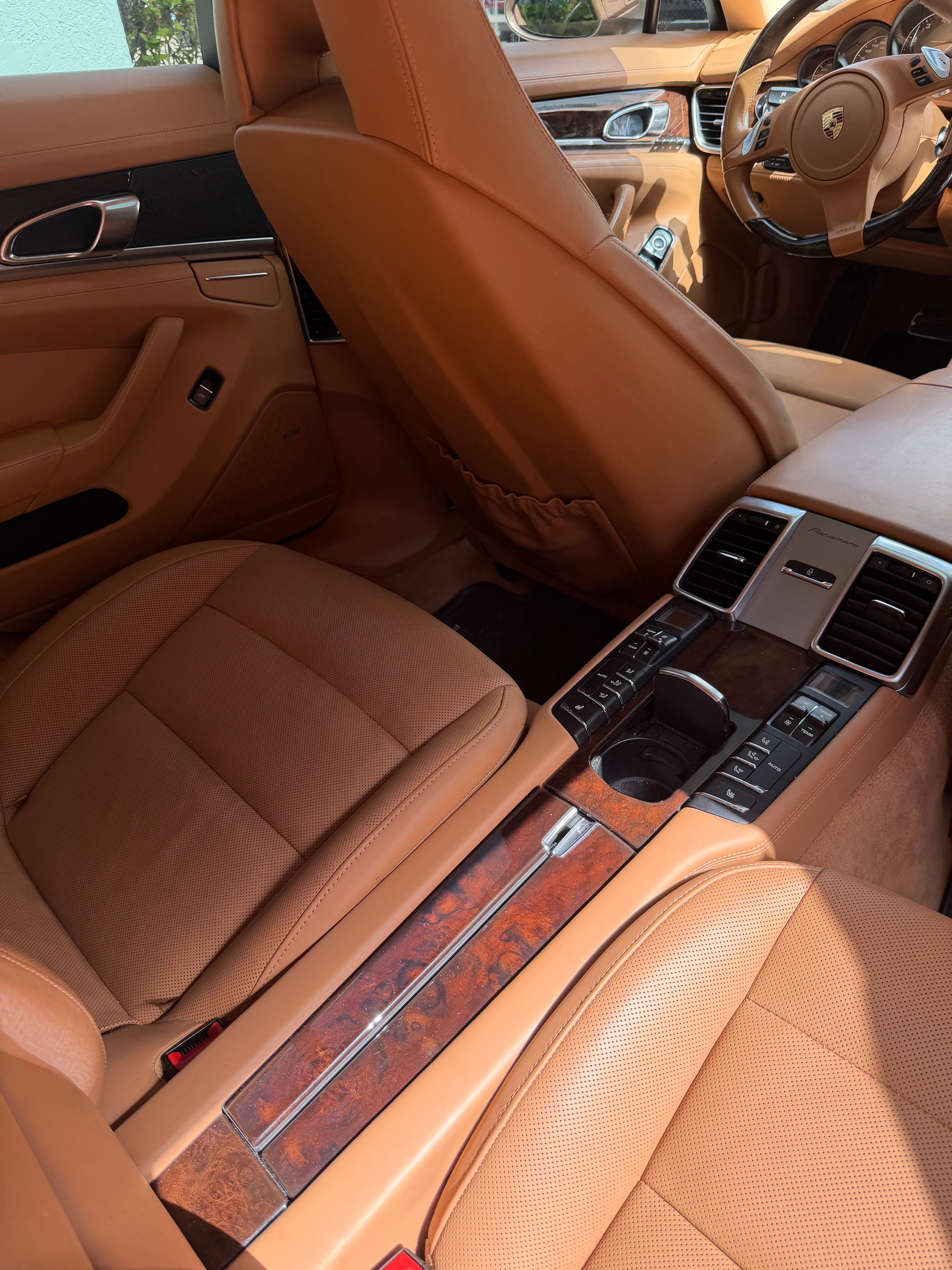 Used 2016 Porsche Panamera Edition w/ Premium Package Plus RWD image 17