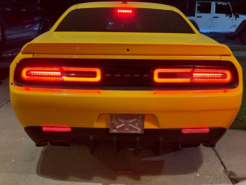 Used 2012 Dodge Challenger SRT8 Yellow Jacket w/ Premium Sound Group image 8