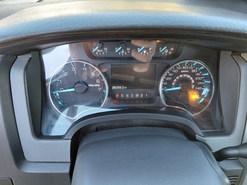 Used 2011 Ford F150 XLT w/ XLT Convenience Pkg image 16