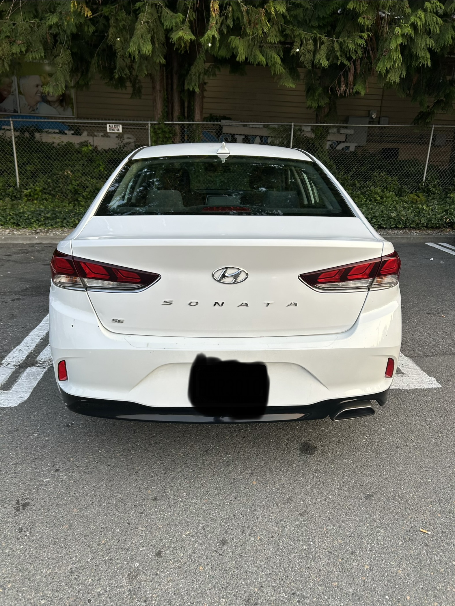 Used 2019 Hyundai Sonata SE FWD image 2