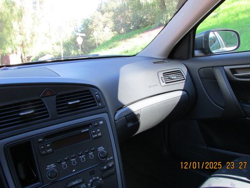 Used 2007 Volvo S60 2.5T image 4