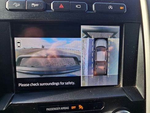 Used 2019 Ford F150 Lariat w/ Equipment Group 502A Luxury image 22