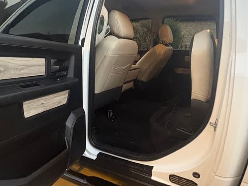 Used 2018 RAM 2500 Tradesman w/ Chrome Appearance Group AWD/4WD image 11
