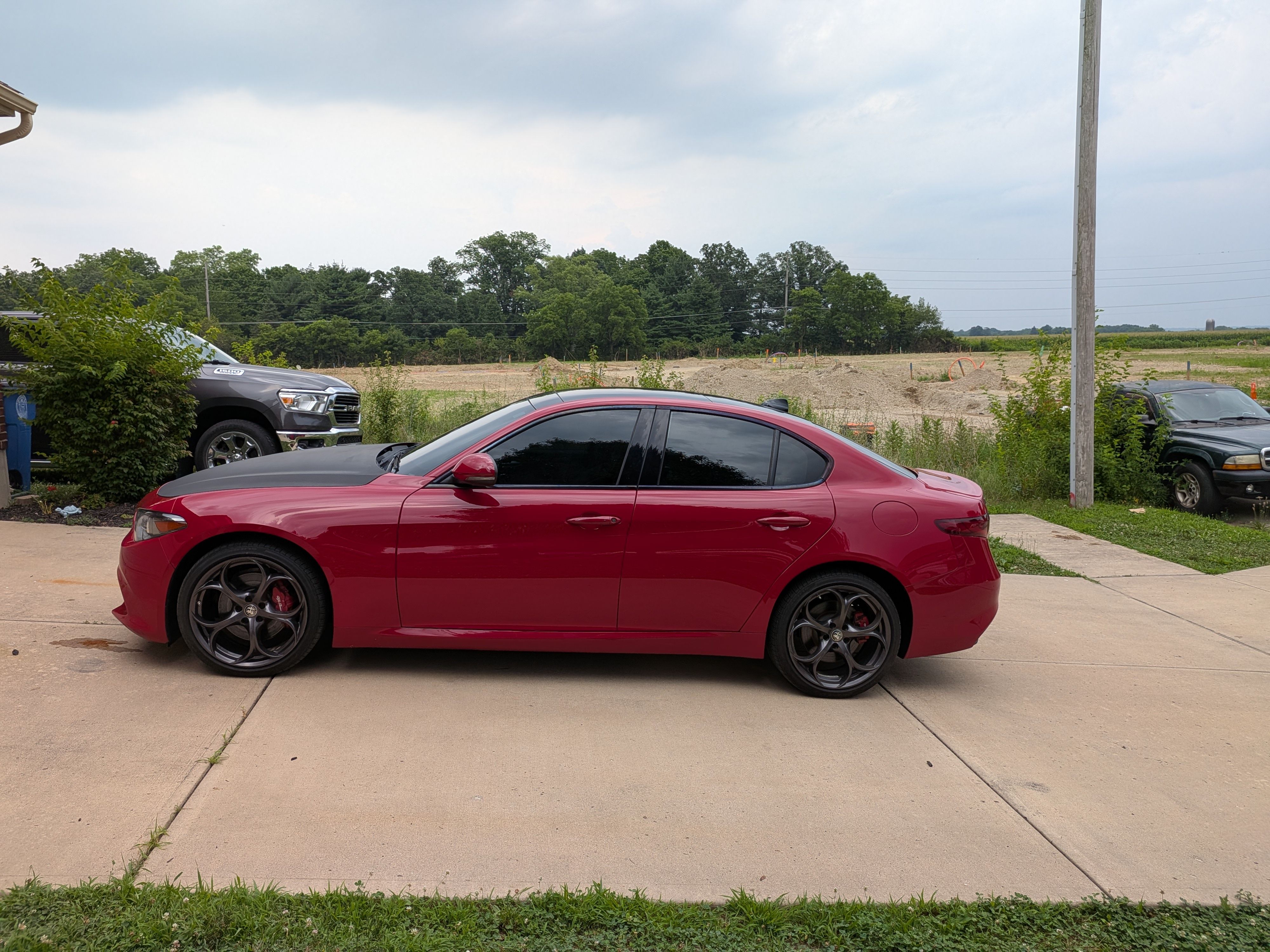 Used 2018 Alfa Romeo Giulia Ti Sport w/ Quick Order Package 22S Sport AWD/4WD image 4