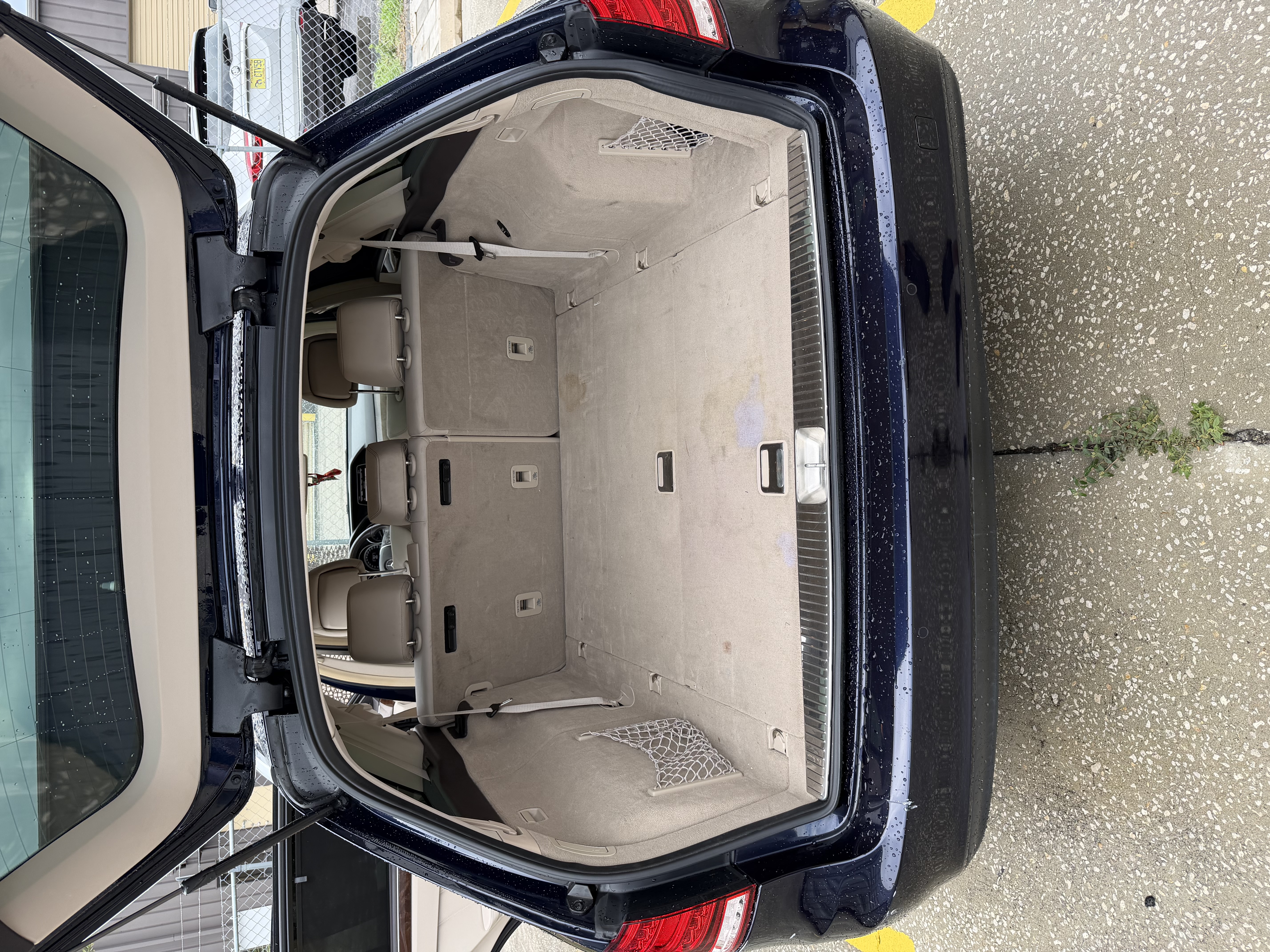 Used 2014 Mercedes-Benz E 350 4MATIC Wagon image 4