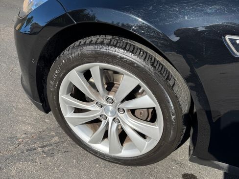 Used 2016 Tesla Model S 85D image 9