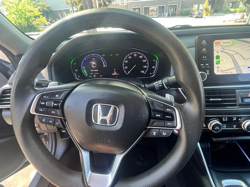 Used 2020 Honda Accord EX image 16