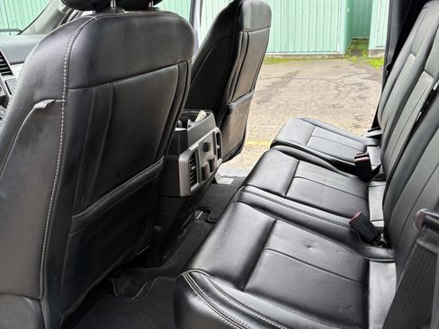 Used 2021 Ford F250 Lariat w/ Lariat Value Package image 18