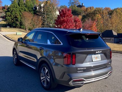 Used 2024 Kia Sorento SX Prestige image 8