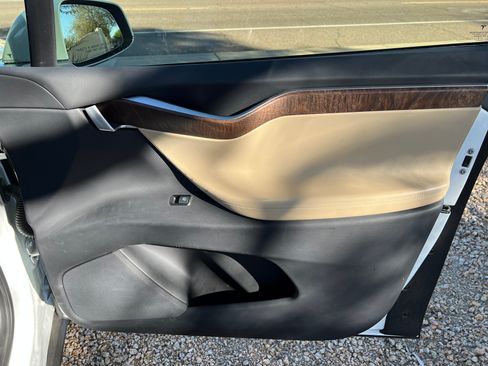 Used 2017 Tesla Model X P100D image 12