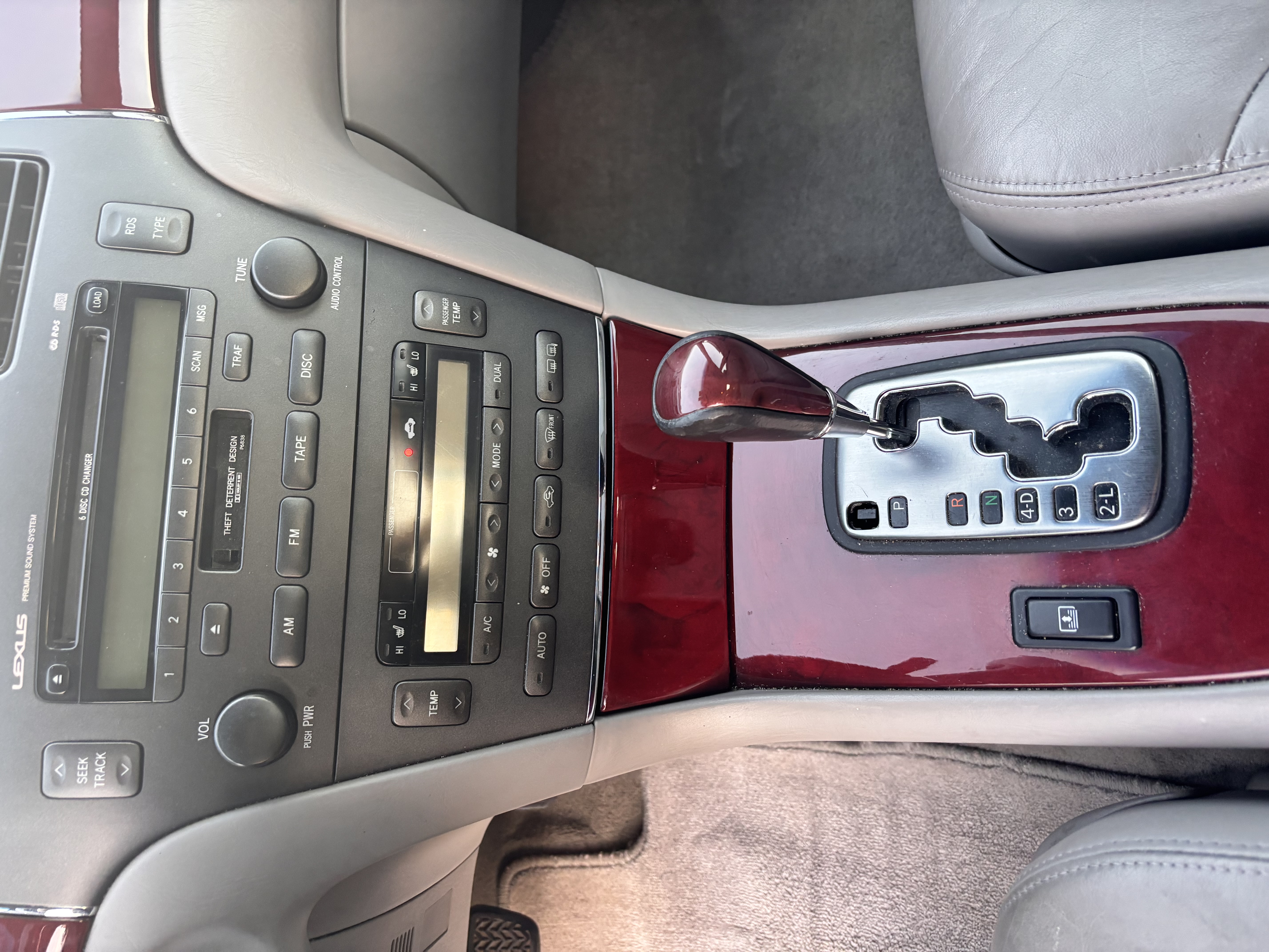 Used 2004 Lexus ES 330 FWD image 13