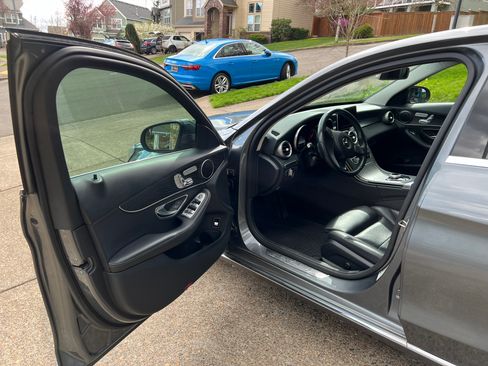 Used 2017 Mercedes-Benz C 300 Sedan image 13