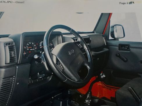 Used 2005 Jeep Wrangler Unlimited Rubicon image 6