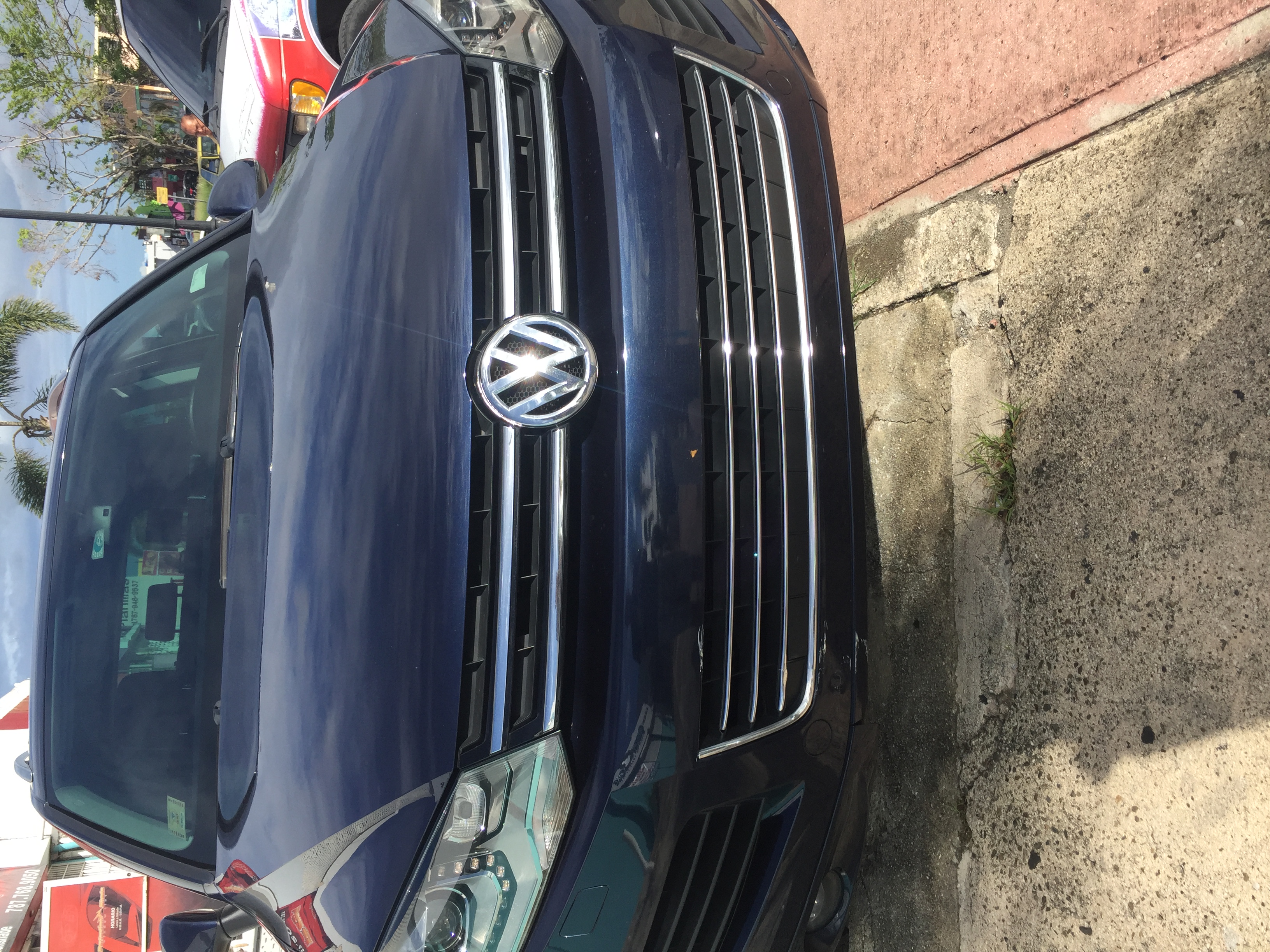 Used 2014 Volkswagen Touareg Executive AWD/4WD image 12