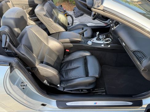 Used 2007 BMW M6 Convertible image 11