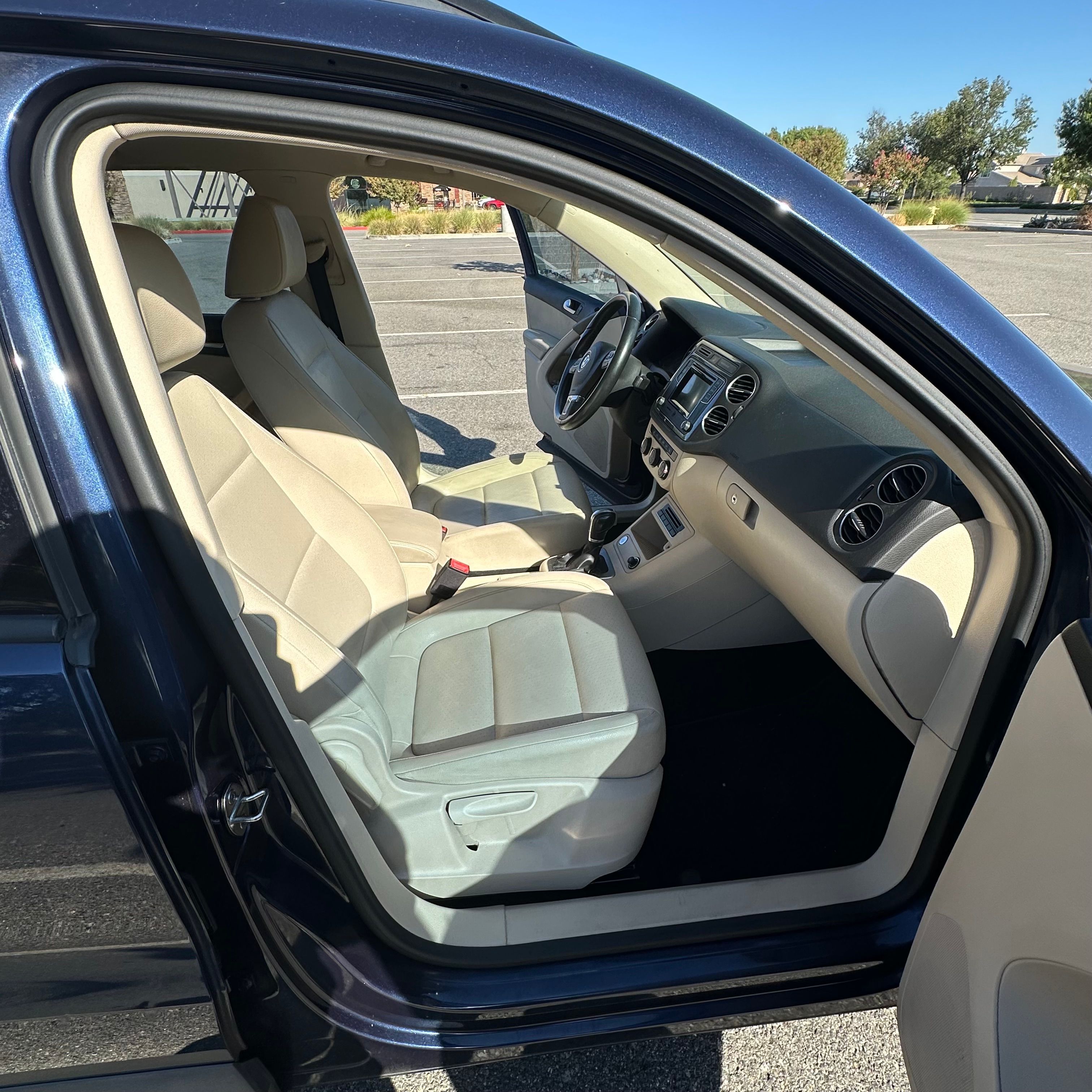 Used 2016 Volkswagen Tiguan S FWD image 15