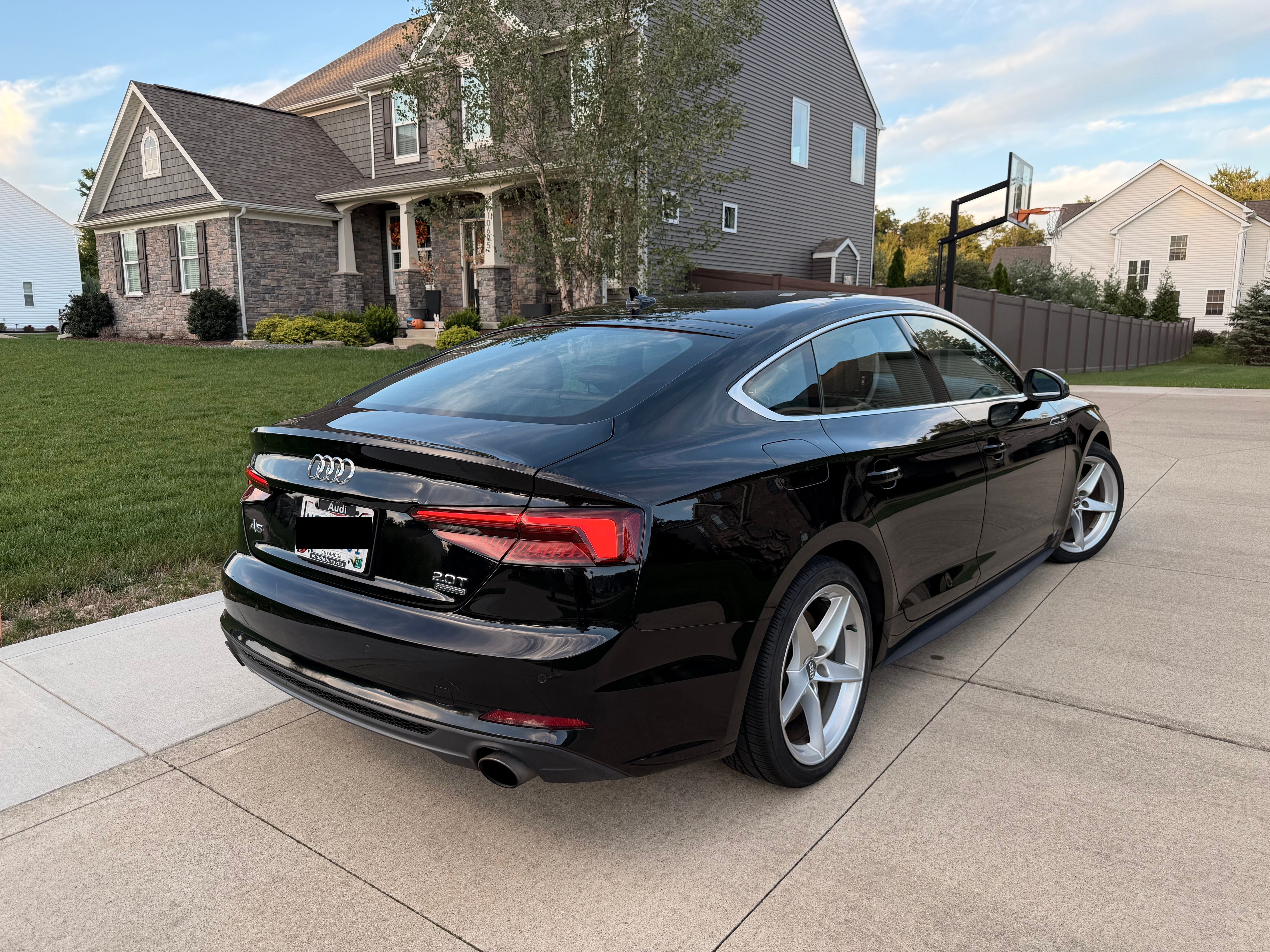 Used 2018 Audi A5 2.0T Premium Plus w/ Premium Plus AWD/4WD image 5
