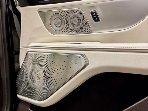 Used 2024 Lincoln Nautilus Black Label image 13