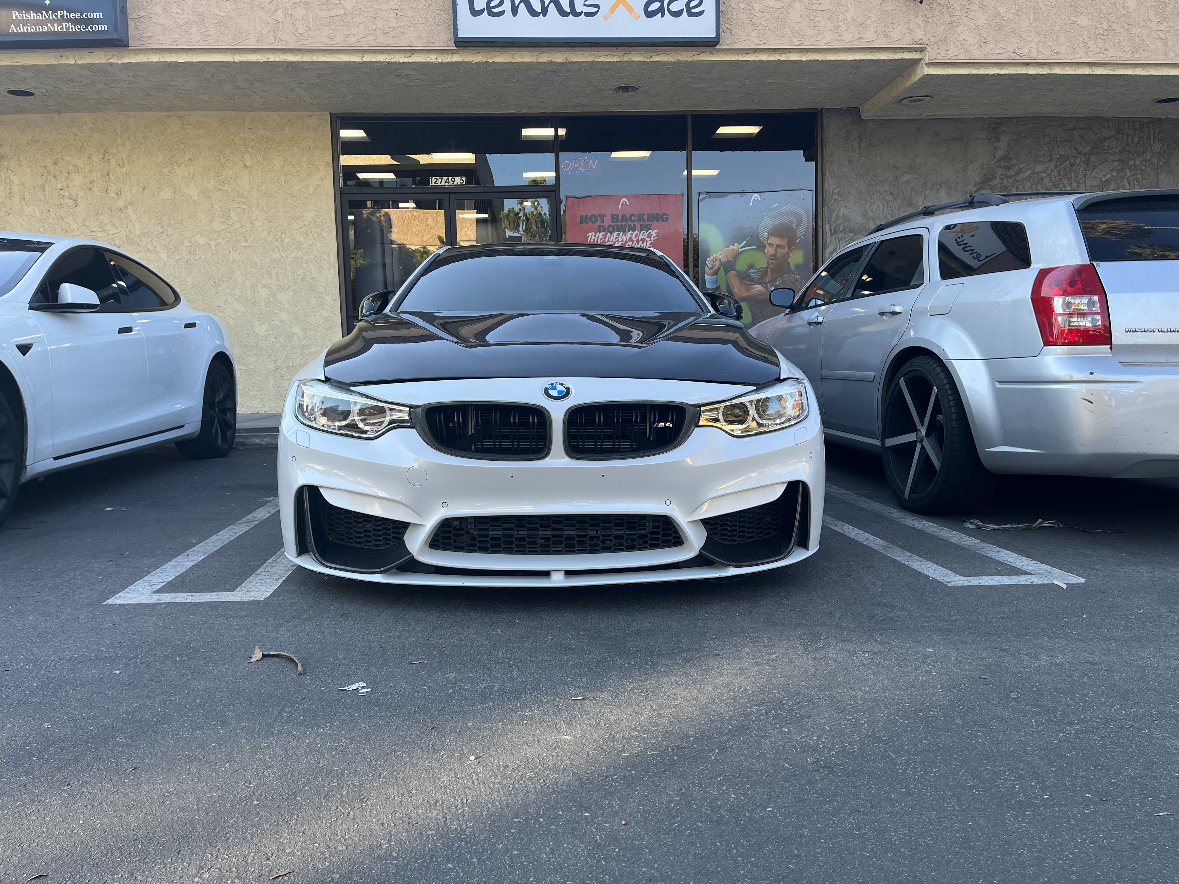 Used 2015 BMW M4 Coupe RWD image 1