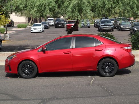Used 2016 Toyota Corolla S image 6
