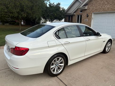Used 2016 BMW 528i xDrive Sedan AWD/4WD image 4
