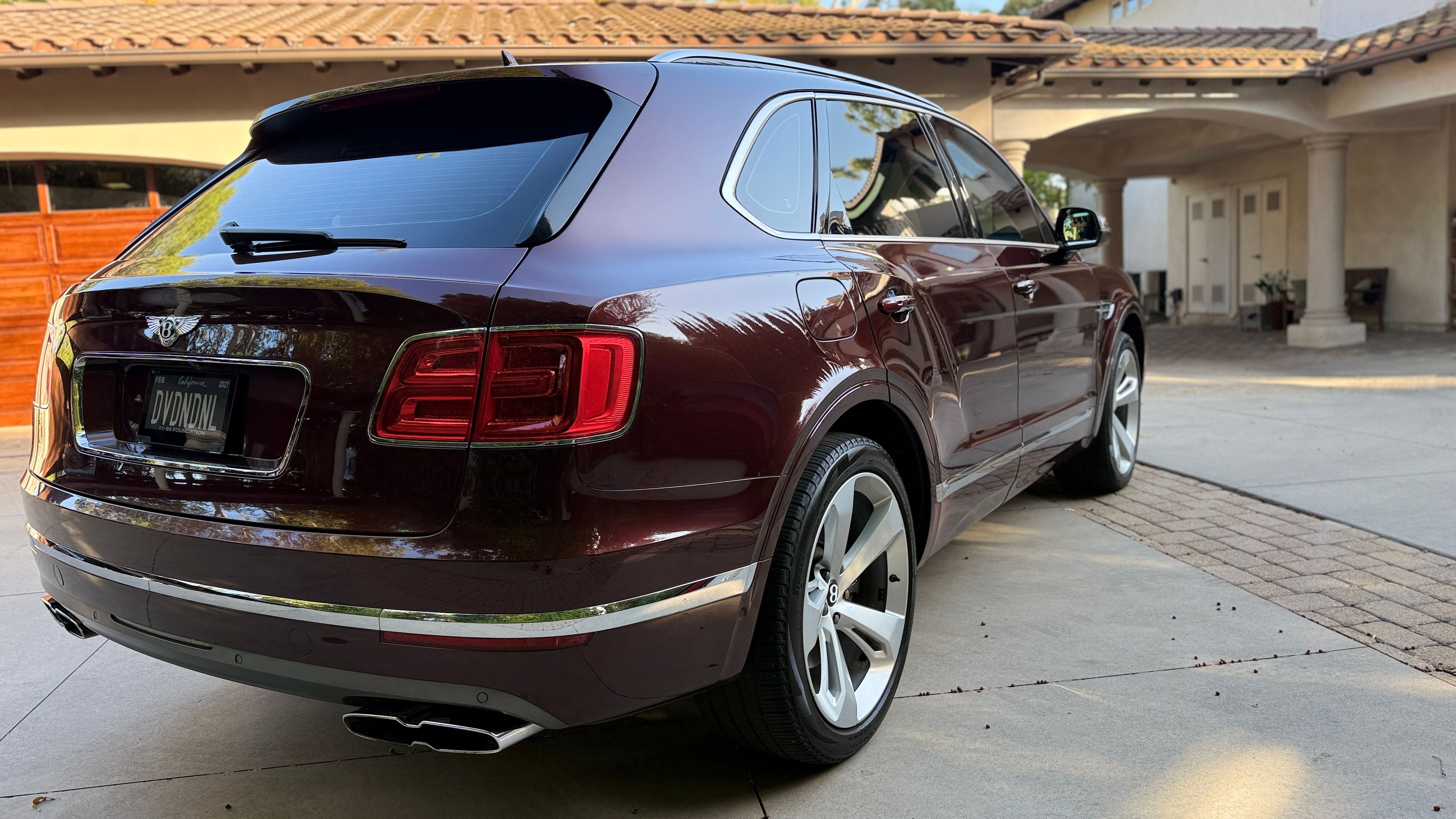 Used 2019 Bentley Bentayga AWD/4WD image 11