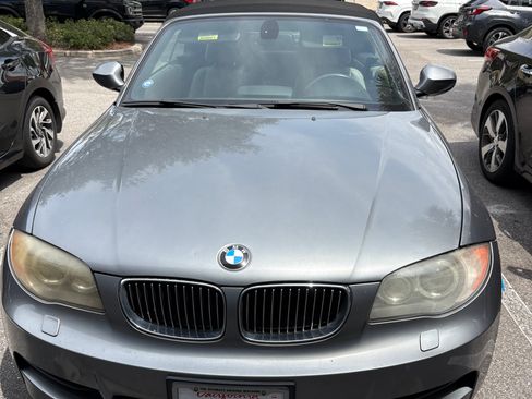 Used 2010 BMW 135i Convertible RWD image 2