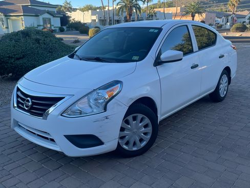 Used 2019 Nissan Versa S image 15