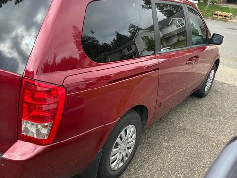 Used 2014 Kia Sedona LX FWD image 5