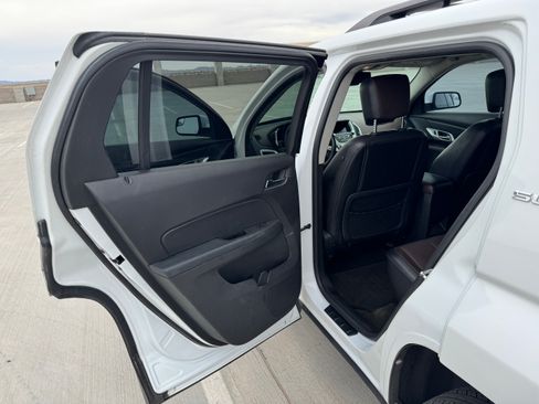 Used 2012 GMC Terrain SLT w/ Cargo Package image 11