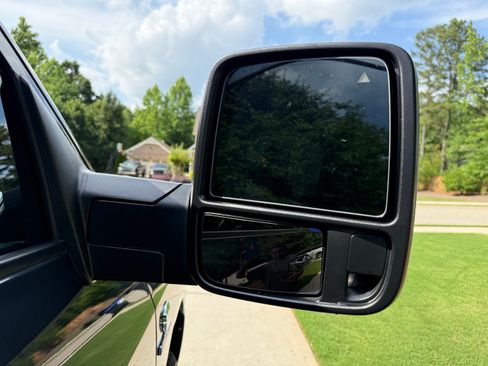 Used 2025 RAM 2500 Laramie AWD/4WD image 13