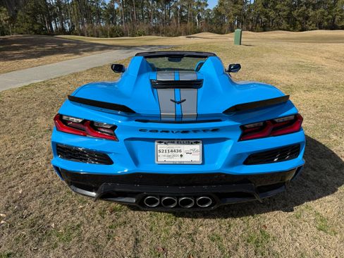 Used 2025 Chevrolet Corvette Z06 image 6