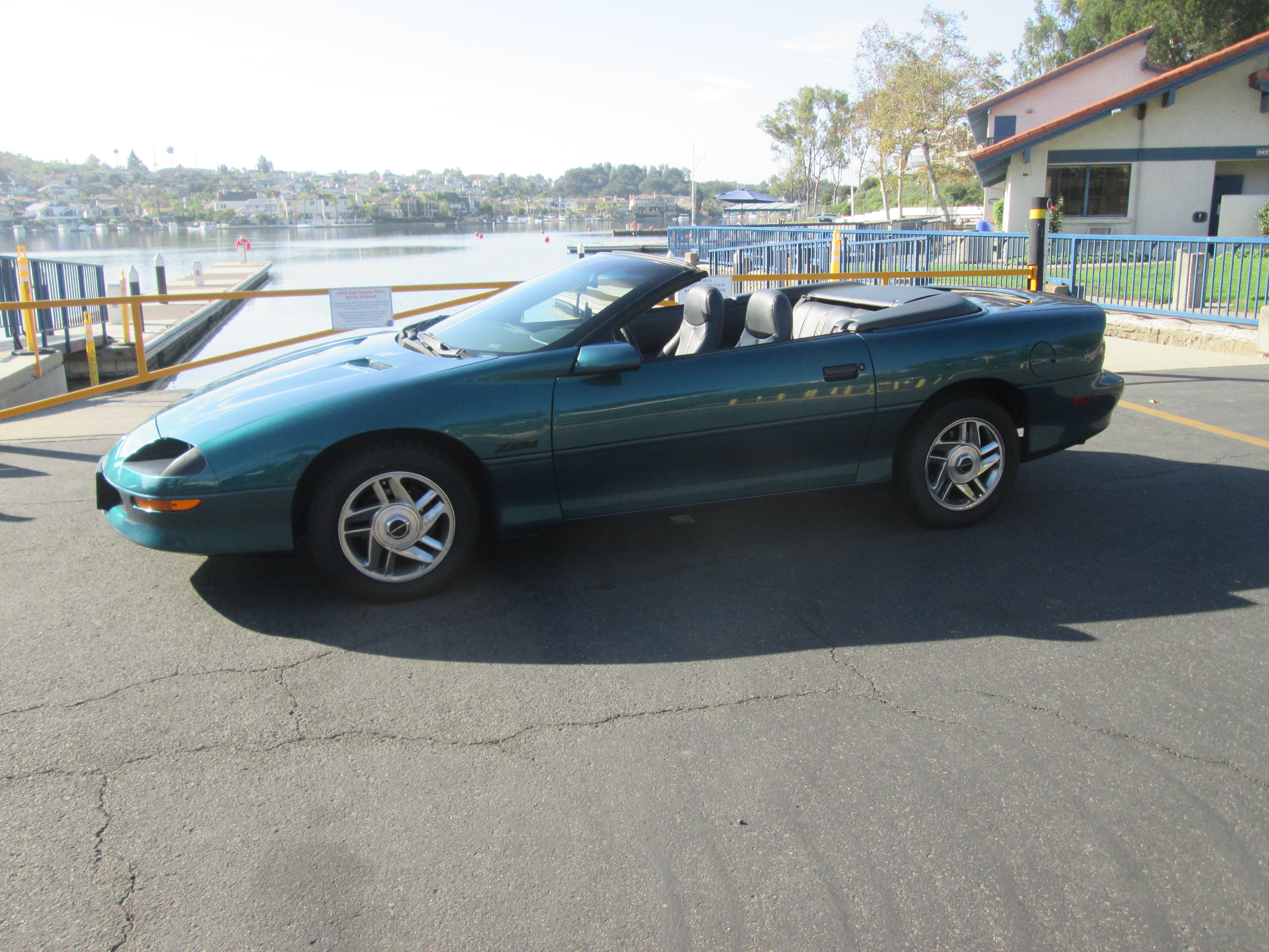Used 1995 Chevrolet Camaro Z28 RWD image 22