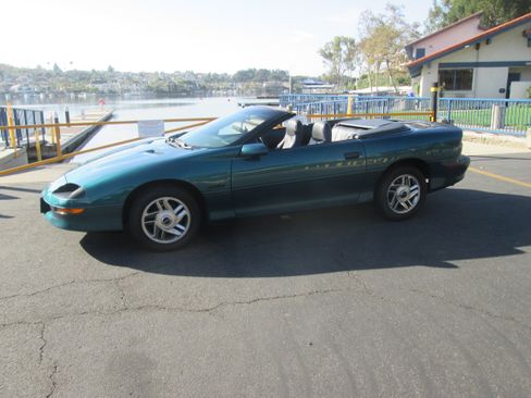 Used 1995 Chevrolet Camaro Z28 RWD image 22