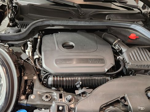 Used 2021 MINI Cooper S w/ Signature Upholstery Package image 17