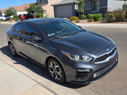 Used 2020 Kia Forte LXS FWD image 1