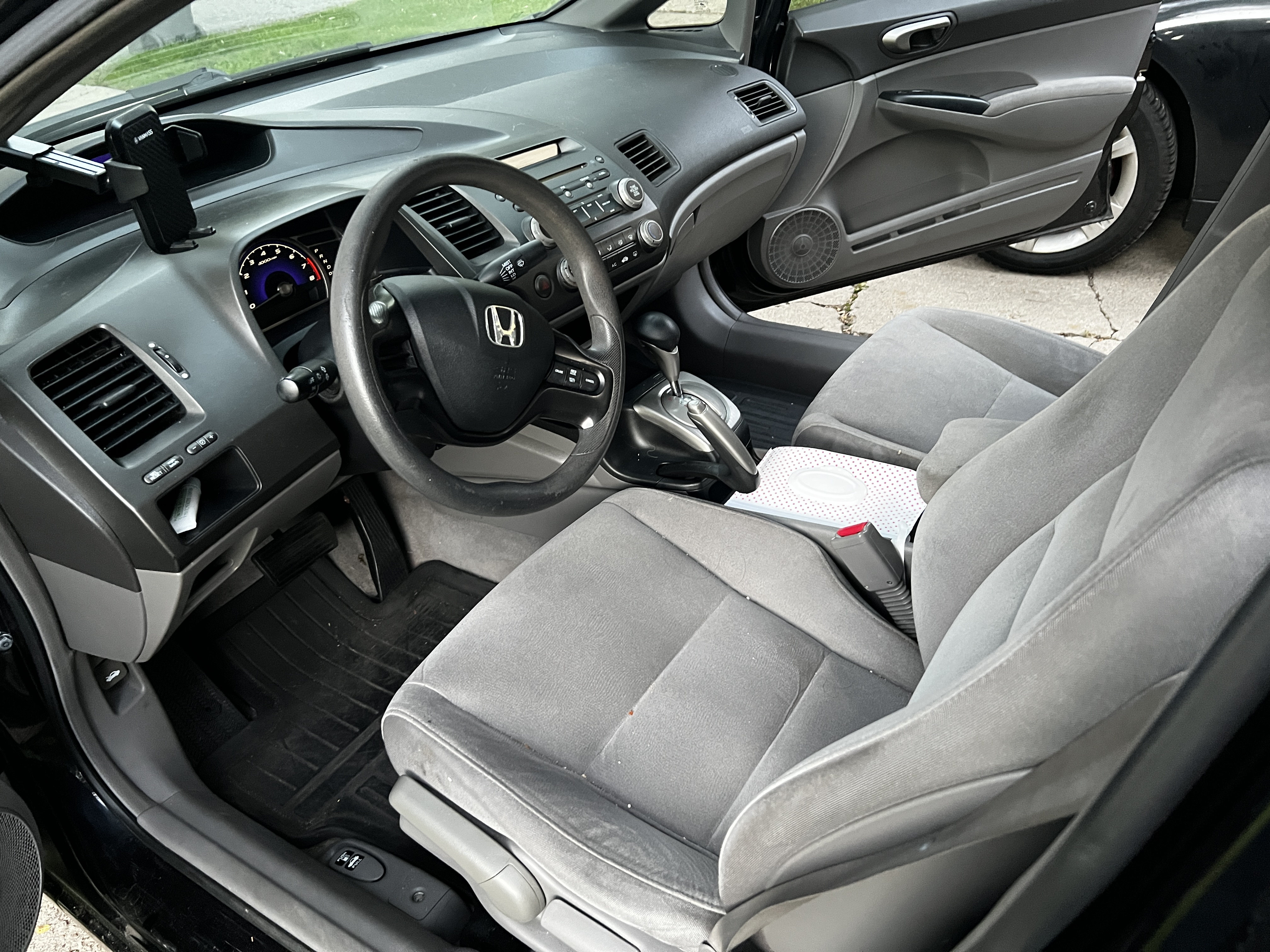 Used 2007 Honda Civic LX image 2
