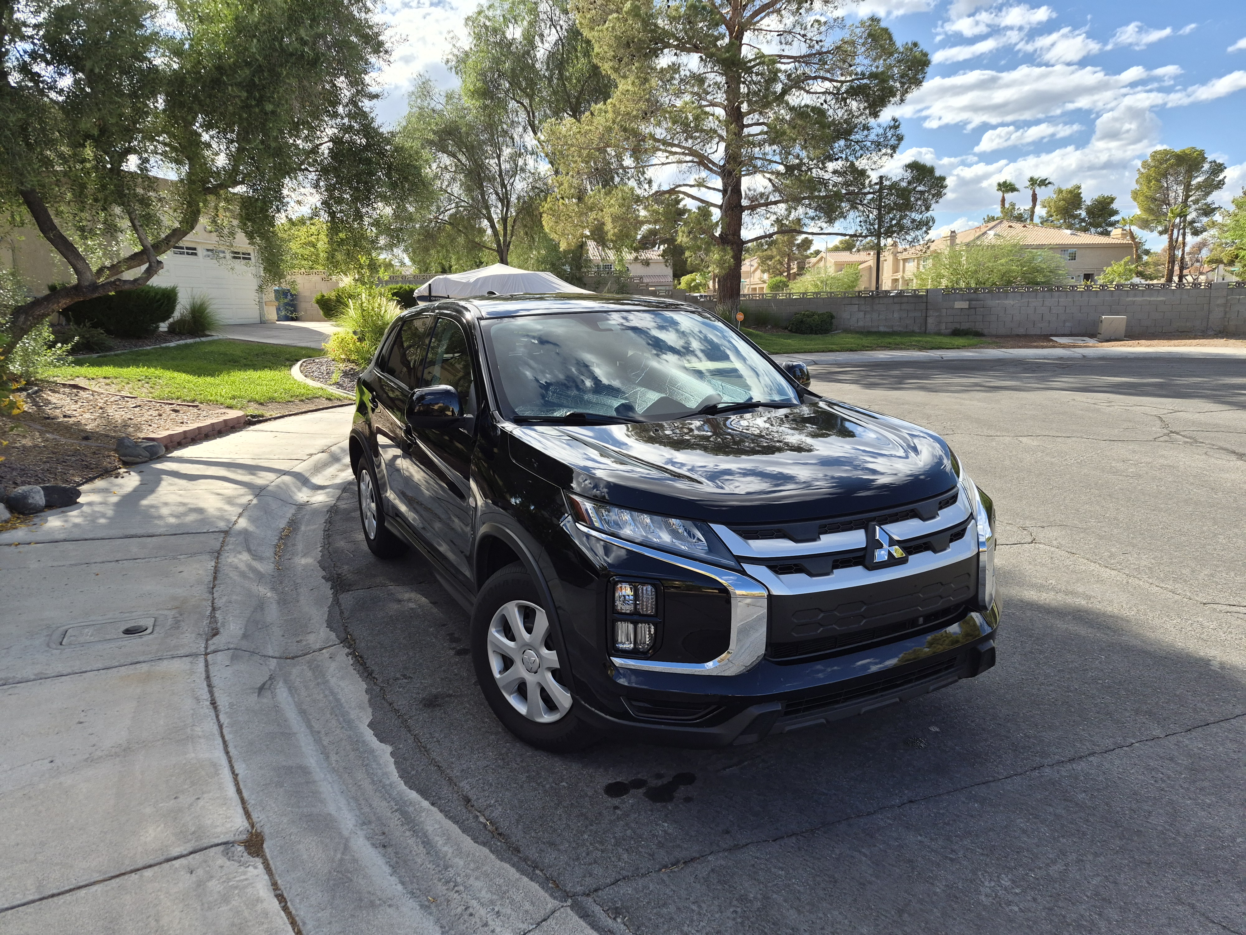 Used 2021 Mitsubishi Outlander Sport LE FWD image 2
