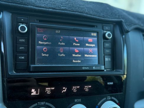 Used 2016 Toyota Sequoia SR5 RWD image 11
