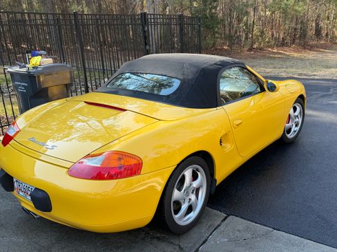 Used 2001 Porsche Boxster S image 13