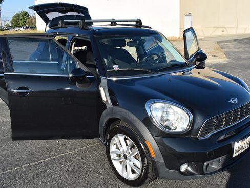 Used 2014 MINI Cooper Countryman S FWD image 18
