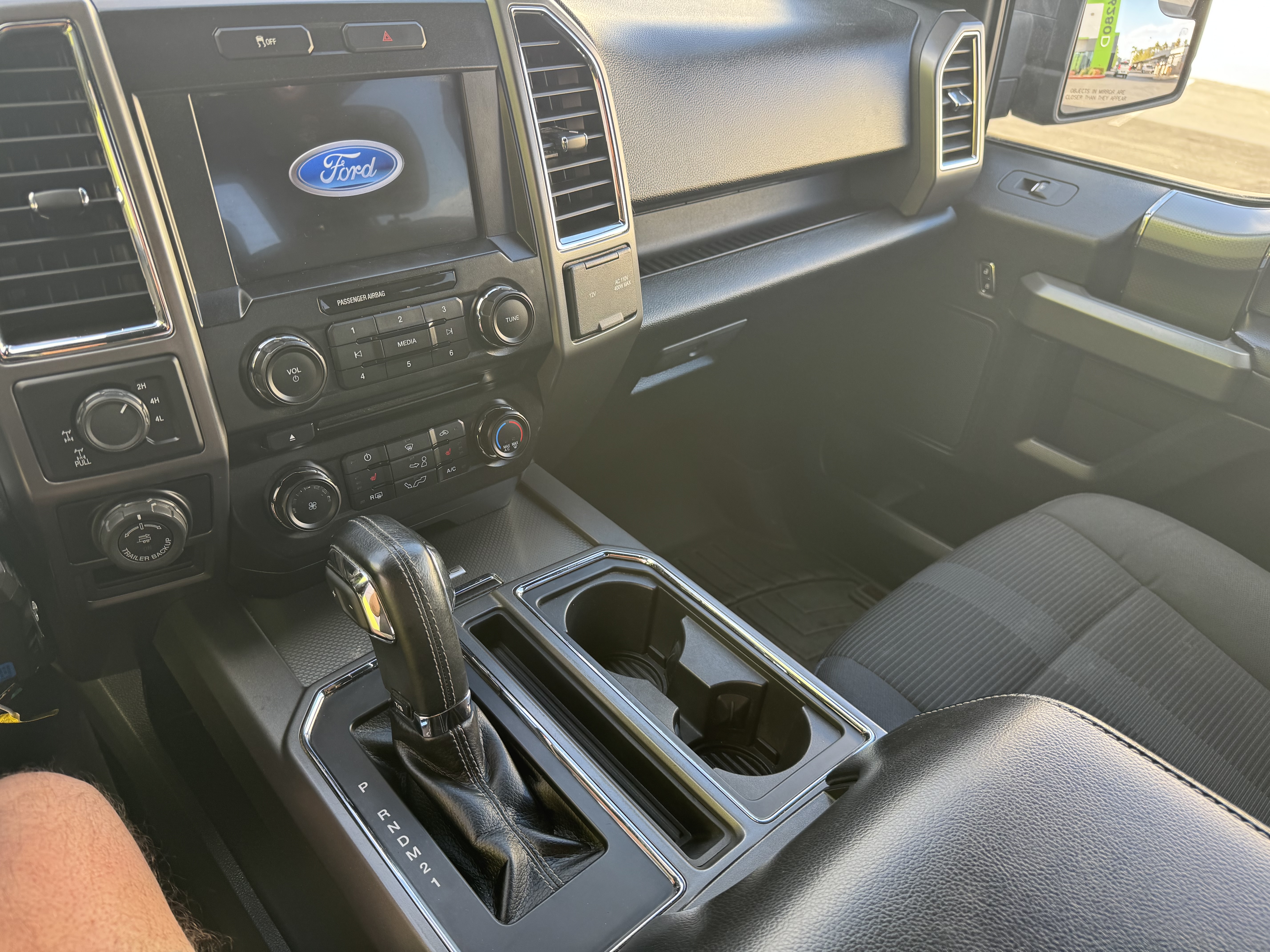 Used 2016 Ford F150 XLT w/ Equipment Group 302A Luxury AWD/4WD image 13