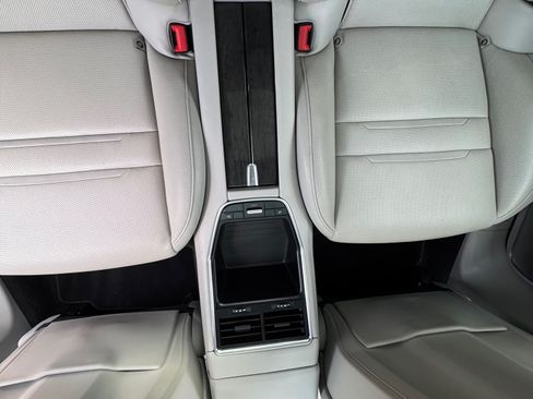 Used 2019 Porsche Panamera Turbo image 31