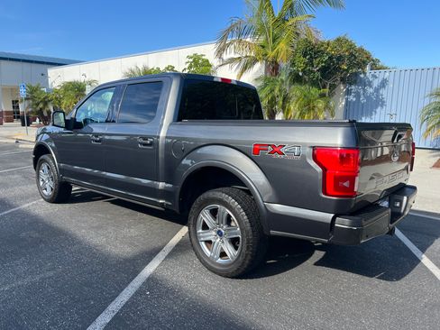 Used 2018 Ford F150 Lariat w/ Equipment Group 502A Luxury AWD/4WD image 8
