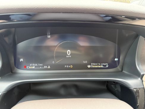 Used 2023 Lincoln Aviator Reserve w/ Equipment Group 201A image 17