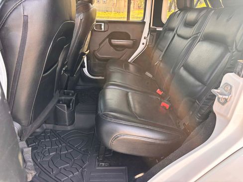 Used 2020 Jeep Wrangler Unlimited Sport image 8