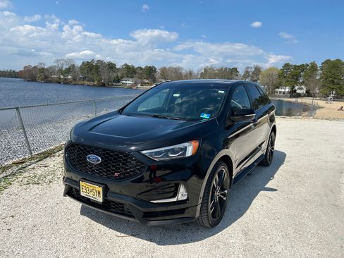 Used 2019 Ford Edge ST w/ Equipment Group 401A AWD/4WD image 1