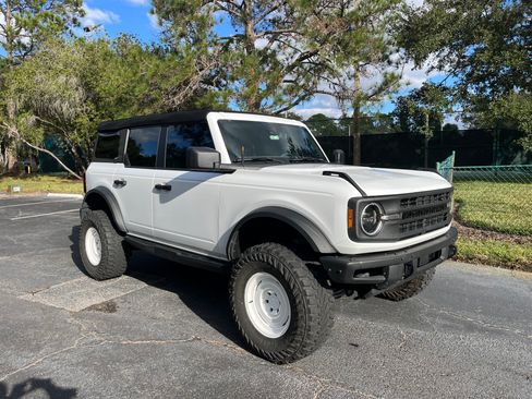Used 2022 Ford Bronco 4-Door image 6